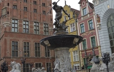 Ksiądz proboszcz z dziećmi ze wsp&oacute;lnot parafialnych na Przylądku Rozewie: 15-18.06.2015r.