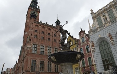 Ksiądz proboszcz z dziećmi ze wsp&oacute;lnot parafialnych na Przylądku Rozewie: 15-18.06.2015r.