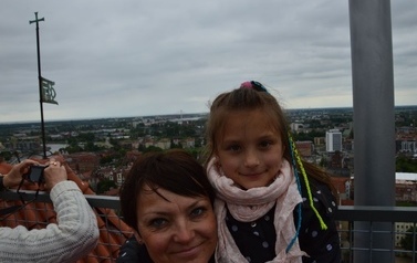 Ksiądz proboszcz z dziećmi ze wsp&oacute;lnot parafialnych na Przylądku Rozewie: 15-18.06.2015r.
