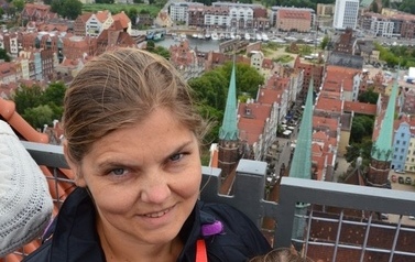 Ksiądz proboszcz z dziećmi ze wsp&oacute;lnot parafialnych na Przylądku Rozewie: 15-18.06.2015r.