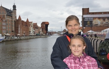 Ksiądz proboszcz z dziećmi ze wsp&oacute;lnot parafialnych na Przylądku Rozewie: 15-18.06.2015r.
