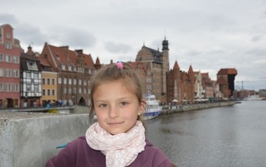 Ksiądz proboszcz z dziećmi ze wsp&oacute;lnot parafialnych na Przylądku Rozewie: 15-18.06.2015r.