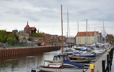 Ksiądz proboszcz z dziećmi ze wsp&oacute;lnot parafialnych na Przylądku Rozewie: 15-18.06.2015r.