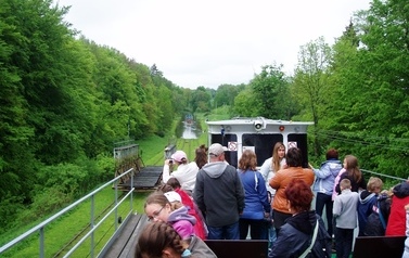 JANTAR - MAZURY dzieci ze wsp&oacute;lnot parafii