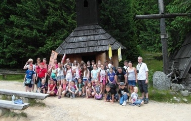 Wyjazd z dziećmi i młodzieżą ze wsp&oacute;lnot parafialnych w Tatry i do Zakopanego 2016