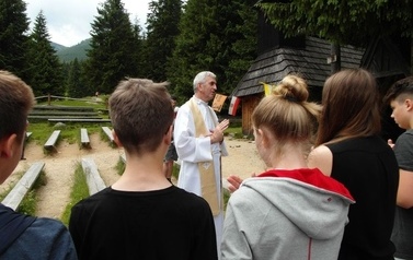 Wyjazd z dziećmi i młodzieżą ze wsp&oacute;lnot parafialnych w Tatry i do Zakopanego 2016