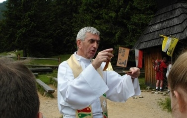 Wyjazd z dziećmi i młodzieżą ze wsp&oacute;lnot parafialnych w Tatry i do Zakopanego 2016
