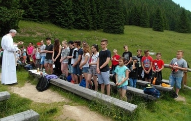 Wyjazd z dziećmi i młodzieżą ze wsp&oacute;lnot parafialnych w Tatry i do Zakopanego 2016